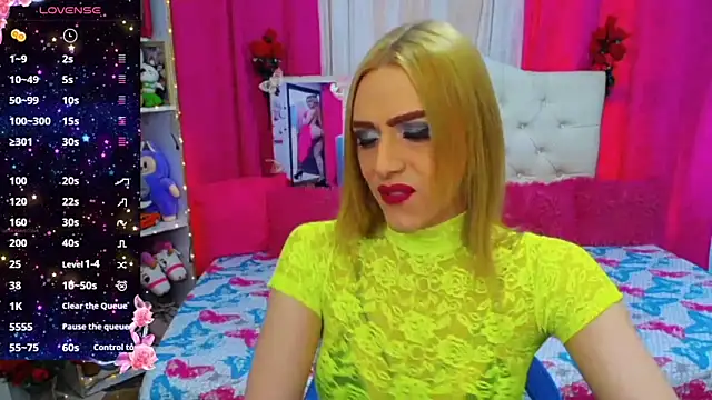 Snapshot of golden_girl01 chatting on June 2026 05:06:01 PM golden girl01 online show from June 2026 05:06:01 PM