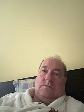 Snapshot of csikar chatting on May 2026 04:41:02 AM csikar online show from May 2026 04:41:02 AM