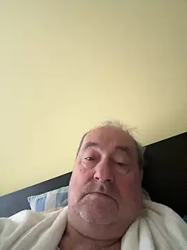 Snapshot of csikar chatting on May 2026 04:40:02 AM csikar online show from May 2026 04:40:02 AM