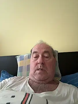 Snapshot of csikar chatting on June 2026 06:04:01 AM csikar online show from June 2026 06:04:01 AM