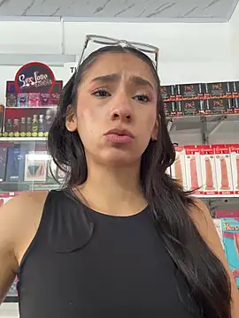 lunaluxury22 online show from January 2026 03:27:01 PM