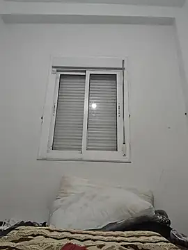 twinkarabboy online show from July 2026 08:33:02 PM