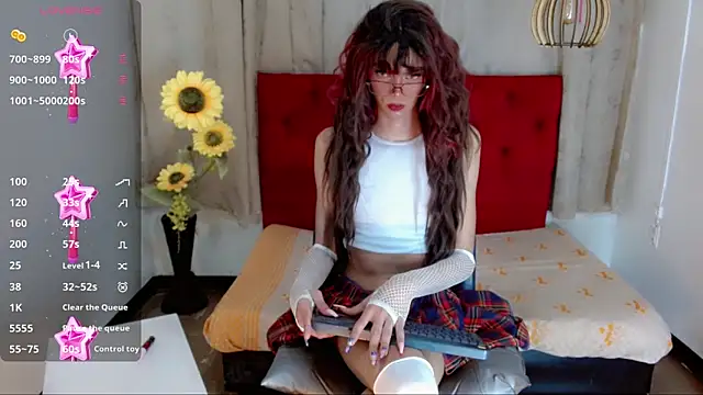 camila vasquez  online show from December 2025 07:31:02 PM