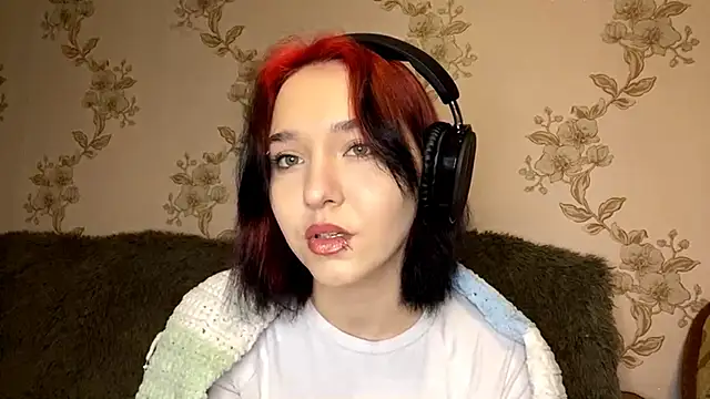 EmilyVeiro online show from January 2026 05:06:02 PM