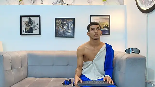 DIAMOND BLACKS online show from January 2026 07:22:01 AM