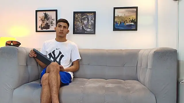 DIAMOND BLACKS online show from January 2026 07:14:01 AM