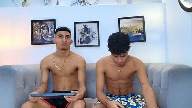 DIAMOND BLACKS online show from April 2026 07:11:02 PM