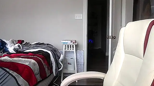 redremmi online show from March 2026 08:27:02 PM