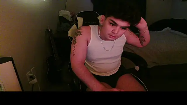 booluvs online show from April 2026 06:36:02 AM