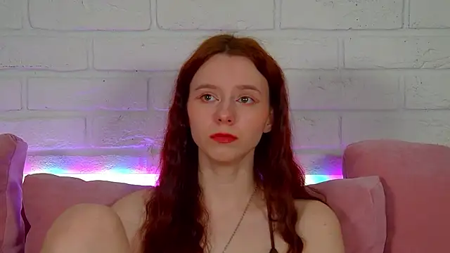 ArinaKubrick online show from April 2026 04:34:02 PM