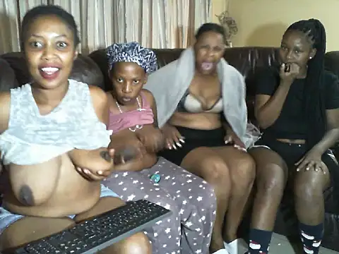 Caramel-goddess18 online show from March 2026 12:34:01 PM