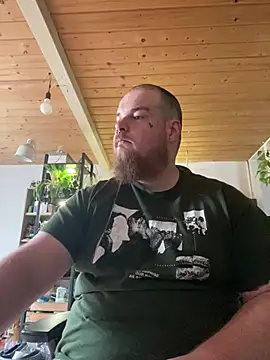 YoursxTruly online show from February 2026 11:09:01 AM