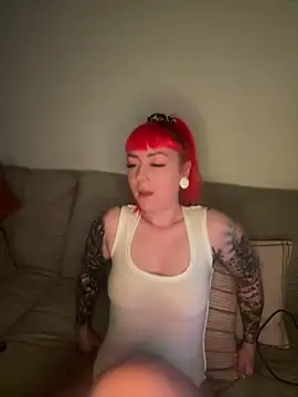 ScarletVixenLive online show from April 2026 09:59:02 PM