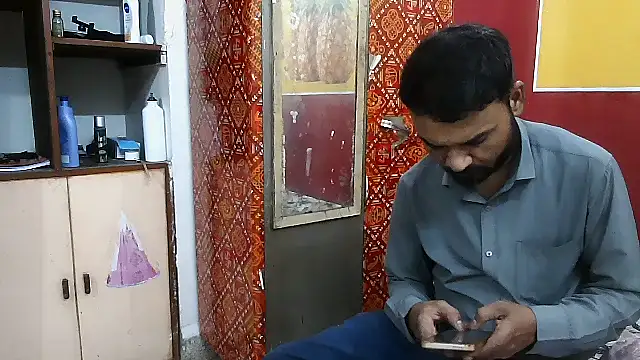 Snapshot of Lovelycouple25 chatting on May 2026 06:53:01 AM Lovelycouple25 online show from May 2026 06:53:01 AM