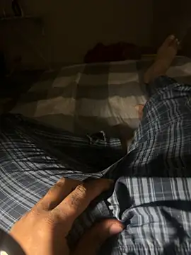 Night outcam online show from May 2026 10:05:01 PM