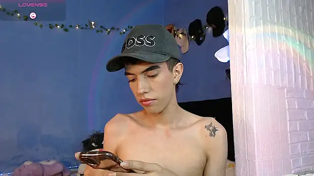 Juan Gomezz26 online show from August 2026 11:17:01 PM