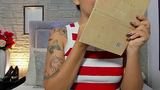 LanaRouse online show from February 2026 11:02:02 PM