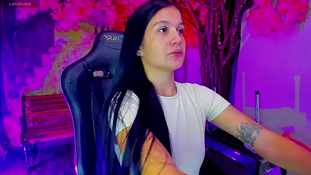 marahanson  online show from January 2026 02:22:01 PM