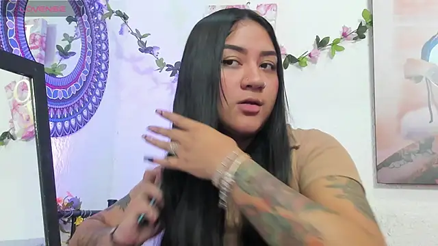 Hanna moore10 online show from April 2026 09:15:01 PM