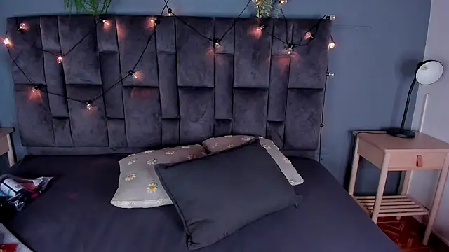 Miia Anderson online show from January 2026 08:25:02 PM