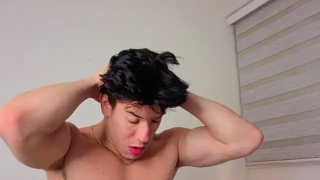 maxxcooper1 online show from February 2026 04:10:01 AM