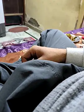 newoneforyo online show from December 2025 03:41:02 PM