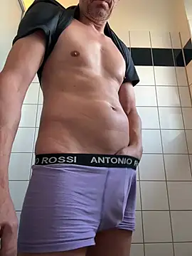 Snapshot of Hottasty chatting on June 2026 06:59:01 AM Hottasty online show from June 2026 06:59:01 AM