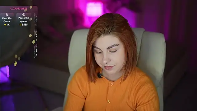 GingerPinky online show from April 2026 06:27:01 AM