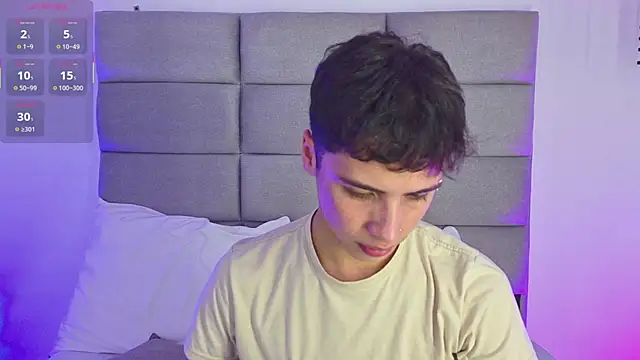 JoshClaarktt online show from July 2026 04:10:02 AM