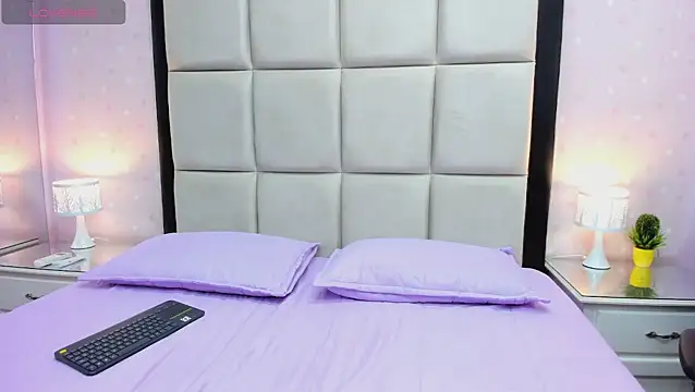 JulietaFerrer  online show from December 2025 12:56:02 PM