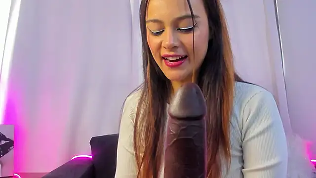 Adelaindiamond  online show from January 2026 12:21:01 PM