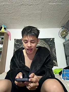 Snapshot of Andy_Belier23 chatting on June 2026 01:45:01 PM Andy Belier23 online show from June 2026 01:45:01 PM
