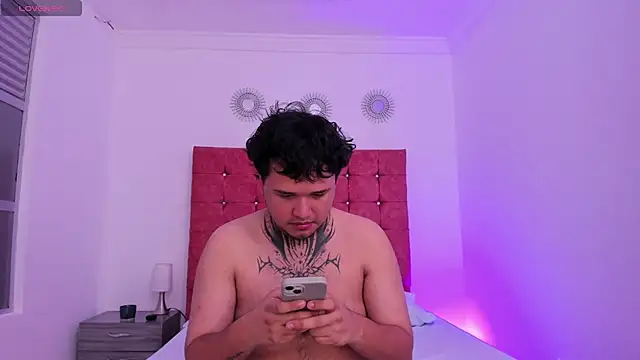 Beele and Evie online show from March 2026 01:50:02 PM