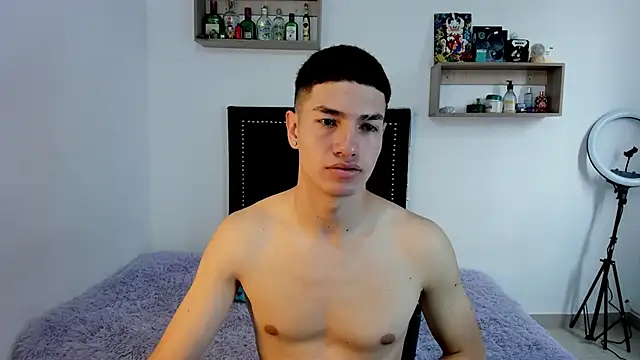 Nico Nocturne online show from December 2025 08:48:01 PM