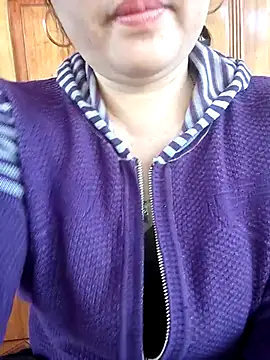 Dianna68 online show from January 2026 06:28:02 AM