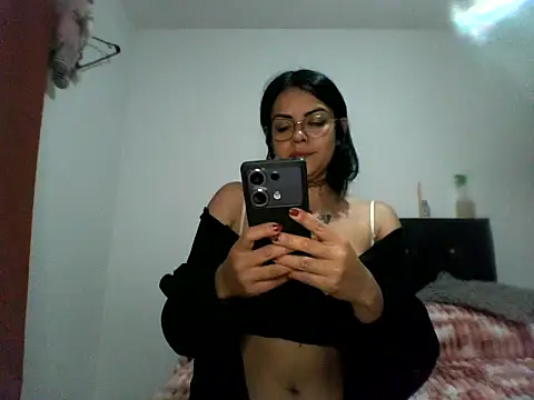Snapshot of luluclark69 chatting on July 2026 10:02:02 PM luluclark69 online show from July 2026 10:02:02 PM