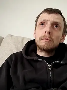 CrookedBunk3527 online show from April 2026 05:47:01 PM