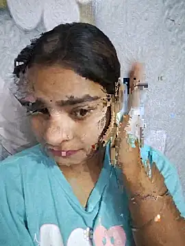Snapshot of Himani_0122 chatting on June 2026 05:56:01 AM Himani 0122 online show from June 2026 05:56:01 AM