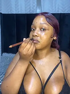 Snapshot of THICKBARBIE32 chatting on June 2026 08:33:01 PM THICKBARBIE32 online show from June 2026 08:33:01 PM