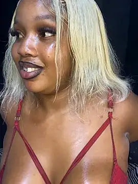 Snapshot of THICKBARBIE32 chatting on June 2026 08:03:01 PM THICKBARBIE32 online show from June 2026 08:03:01 PM