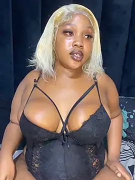 Snapshot of THICKBARBIE32 chatting on June 2026 08:09:02 AM THICKBARBIE32 online show from June 2026 08:09:02 AM