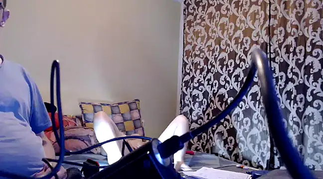 yunis32 online show from January 2025 05:30:02 PM