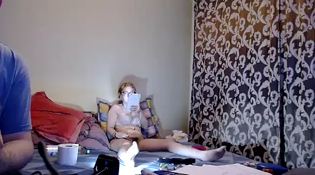 yunis32 online show from January 2025 09:15:02 PM