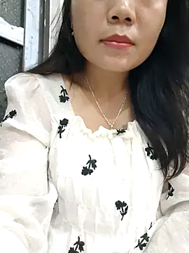 Miu sexyy98 online show from July 2026 04:05:01 PM