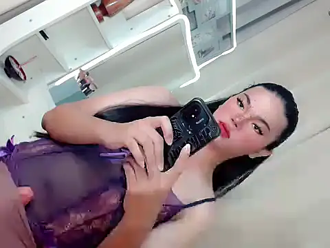 Snapshot of Shaneloveme chatting on June 2026 10:01:02 PM Shaneloveme online show from June 2026 10:01:02 PM