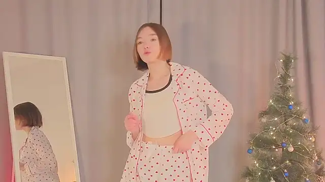 Leyla crsh online show from December 2025 06:18:01 AM