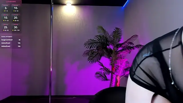 AlbaLimory online show from April 2026 01:17:02 PM