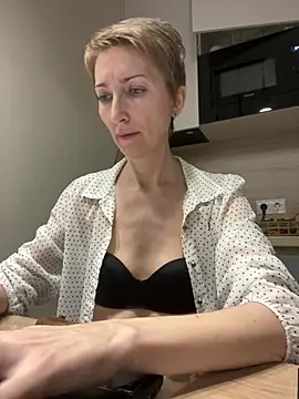 Sensual Flower online show from February 2026 06:45:02 AM