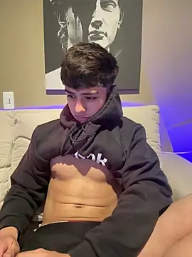 lian fooxx online show from April 2026 09:26:01 PM