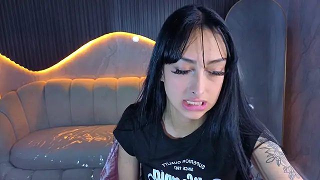 Tifany Tx online show from March 2026 12:33:02 PM